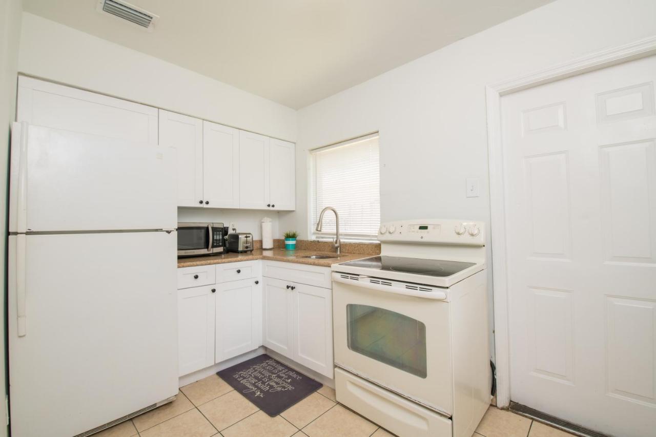 Hollywood Private Apartments מראה חיצוני תמונה